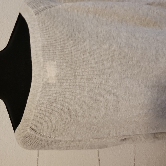 Lou & Grey Overside Thin Sweater women's size Medium - Picture 5 of 8